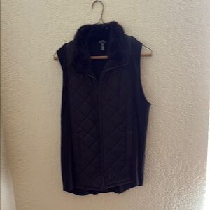 Jones New York Black Quilted Vest